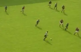 雷火竞技官网下载 -曼联发布备战花絮，窗口期单刀错失，全明星赛任务艰巨，更衣室氛围转暖的简单介绍